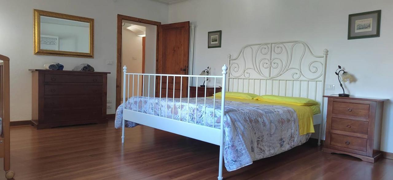 Il Castello Apartment Bucine Bagian luar foto